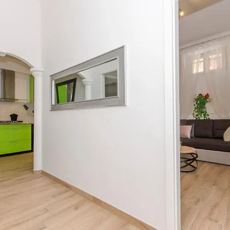 Apartamento Dujam *