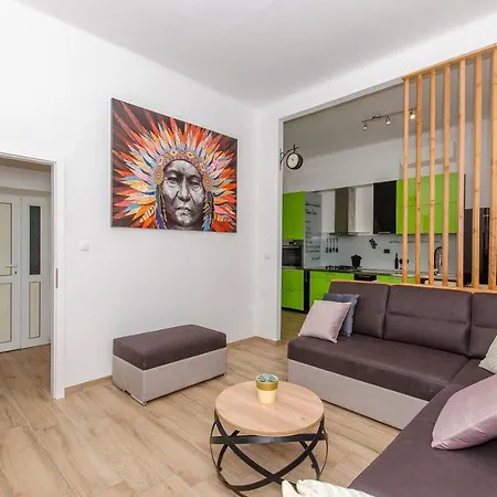 Dujam Appartement Split